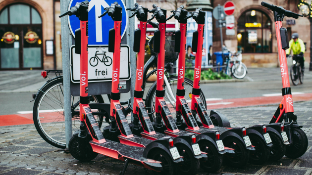 Strengere Haftung für E-Scooter: Bundesregierung will Anbieter stärker in die Pflicht nehmen - Quelle: Markus Spiske/Unsplash